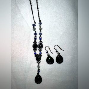 Avon Necklace & Earring Jewelry Set